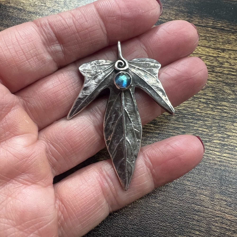 Artisan Silver Leaf Pendant with Labradorite accent
